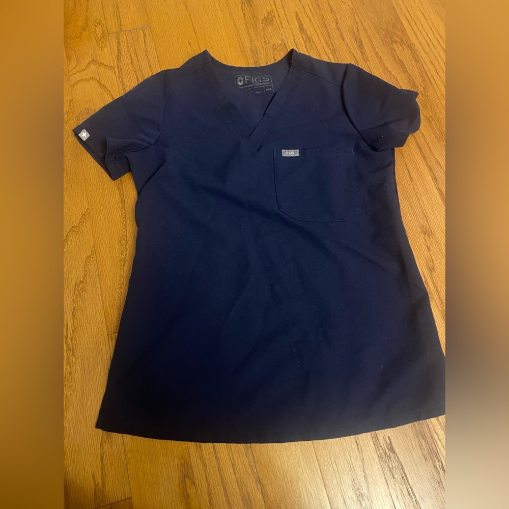 Navy women’s Figs one pocket scrub top size xxs